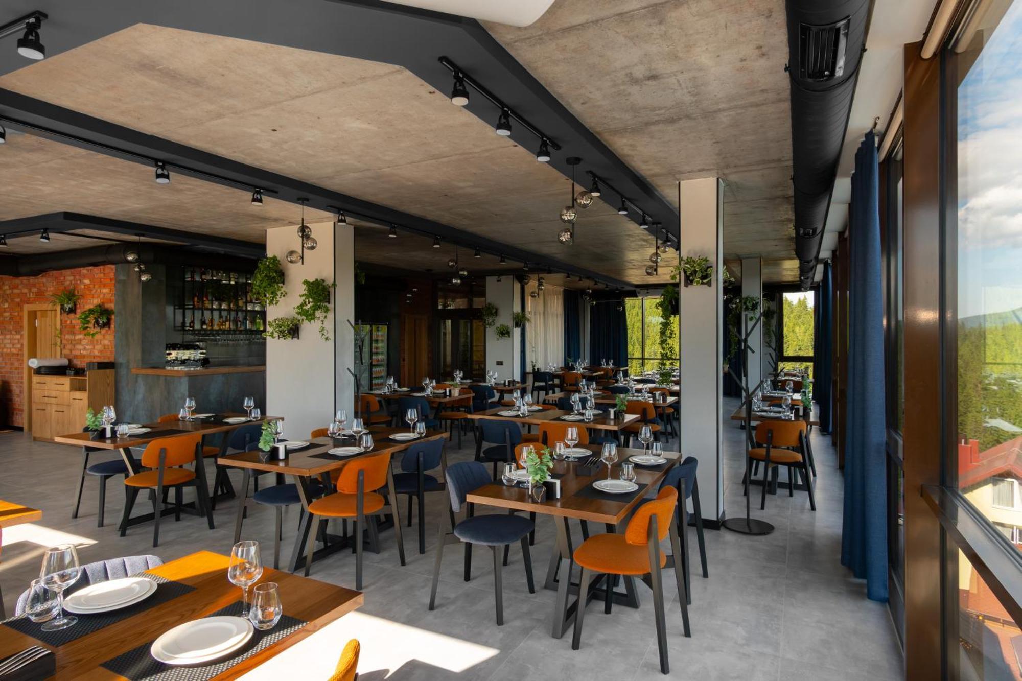 Summit Hotel Yablunytsya Bagian luar foto